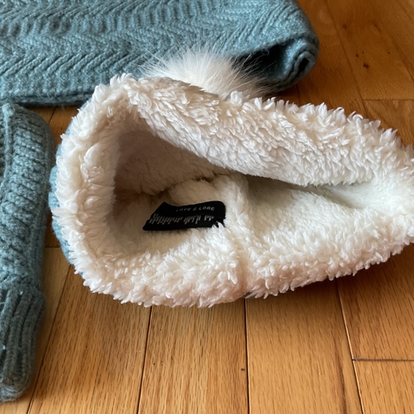 Love & Lore Scarf, Mittens, Toque/Beanie - Blue winter accessories - Picture 5 of 16